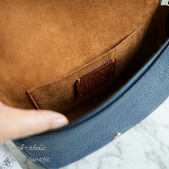 NWT Coach CP107 Amelia Saddle Bag Shoulder Bag Crossbody in Gold/Deep Blue - Picture 9 of 11